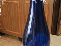 Utrolig forvandling av en glassflaske til en vase Original vase fra en flaske