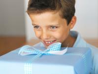 Что подарить мальчику на день Рождения?