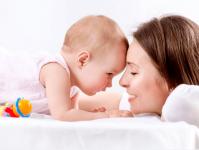 No longer a baby: what a child should be able to do at five months