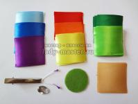 Smalkas gumijas lentes ar DIY kanzashi tauriņiem, kas izgatavoti no satīna lentēm DIY kanzashi tauriņš